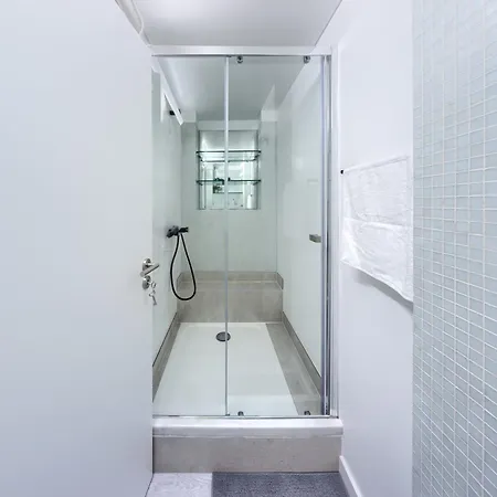 아파트 Mbird Riviera Flat 1 에수투릴