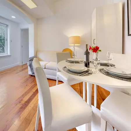 아파트 Mbird Riviera Flat 1 *