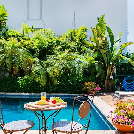 Mbird Riviera Flat 1 *